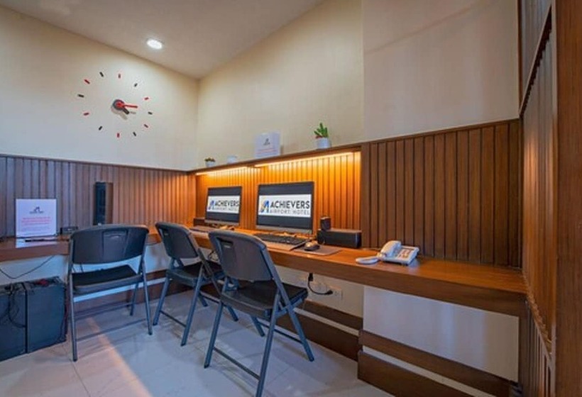 Szálloda Achievers Airport