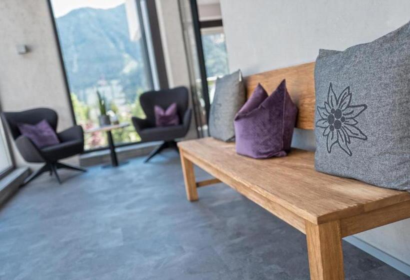 Arthur S Hotel Und Apartments Am Achensee