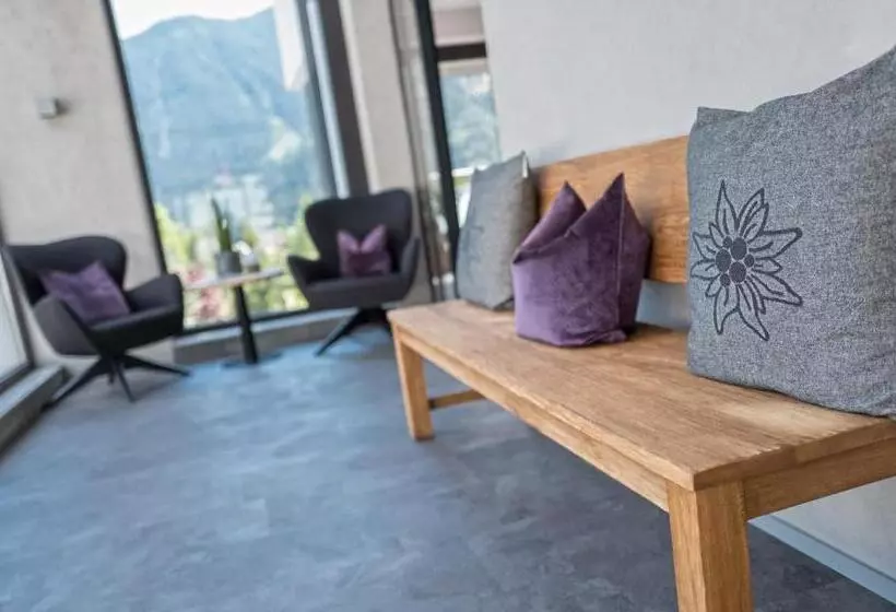 Arthur S Hotel Und Apartments Am Achensee