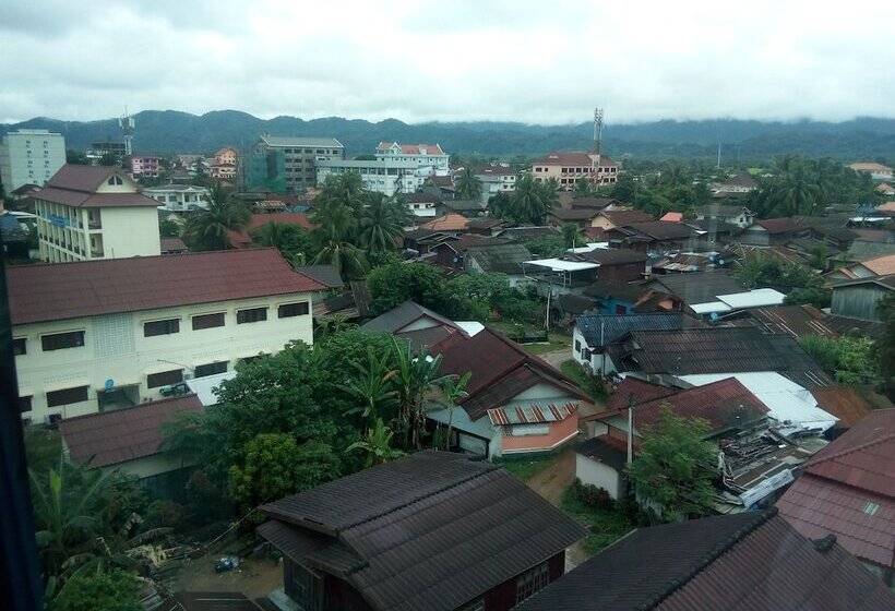 בית מלון כפרי Confetti Garden