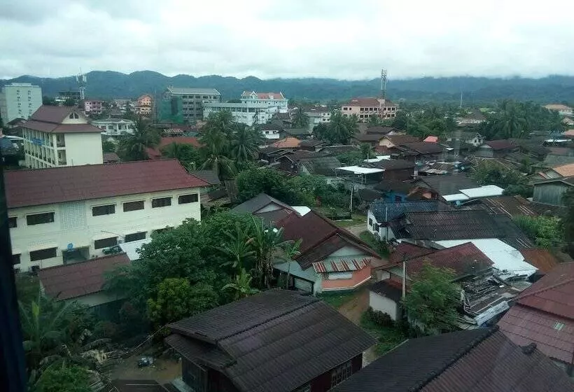 ホテル Confetti Garden