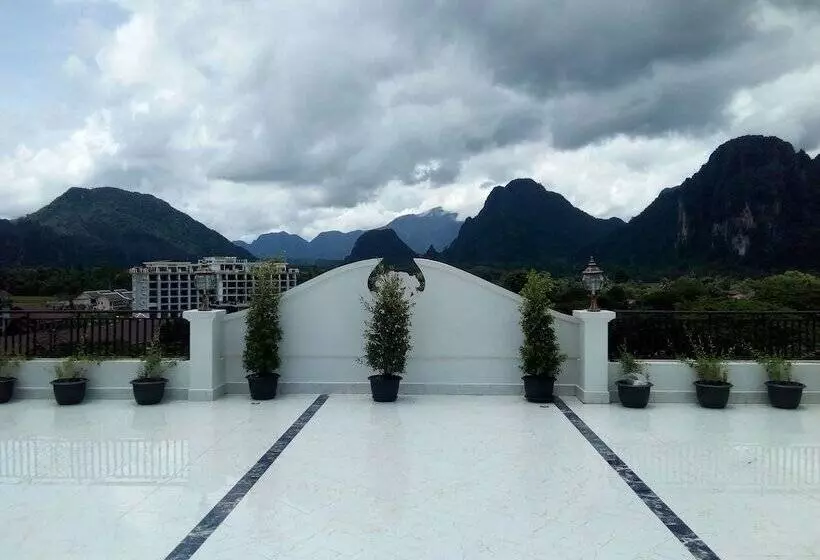 ホテル Confetti Garden