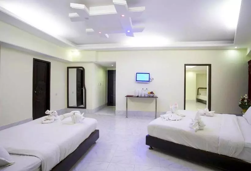 هتل Panshi Inn Sylhet