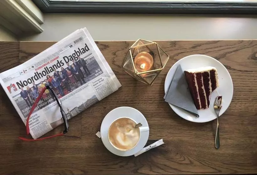 هتل Slapen Bij Hofman