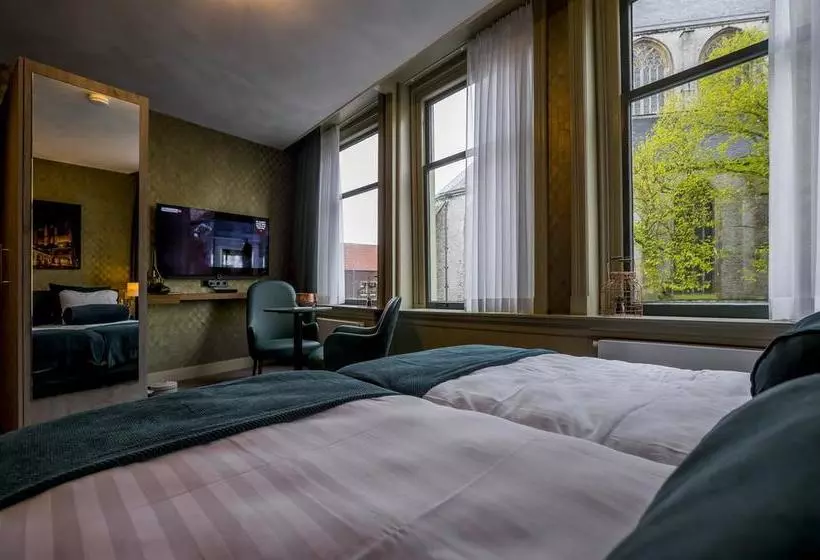 هتل Slapen Bij Hofman