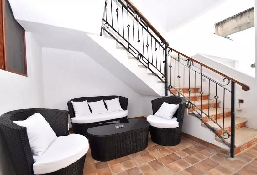 هتل Villas Amalia