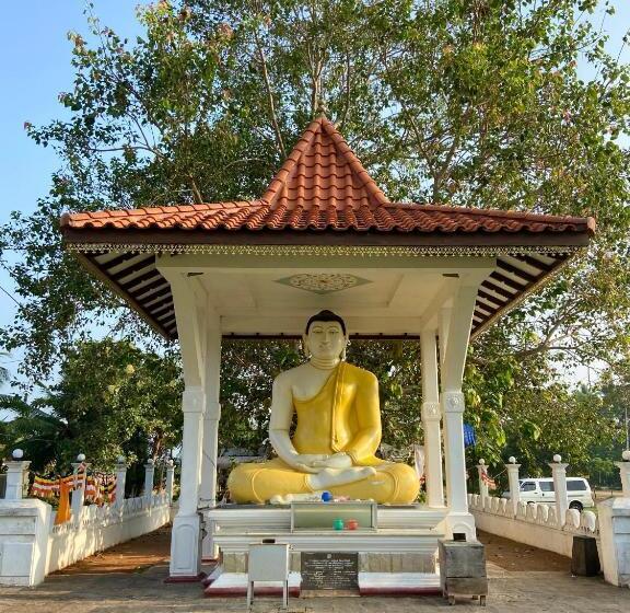 فندق Wild Breeze