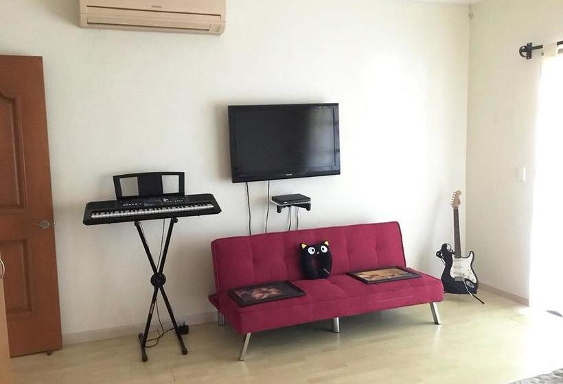 تختخواب و صبحانه Che S House