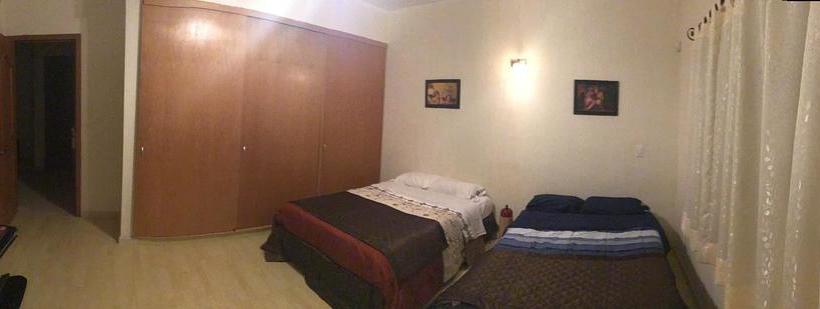 تختخواب و صبحانه Che S House