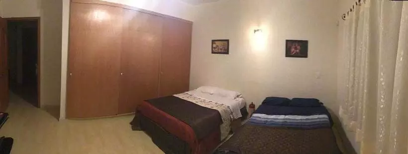 تختخواب و صبحانه Che S House