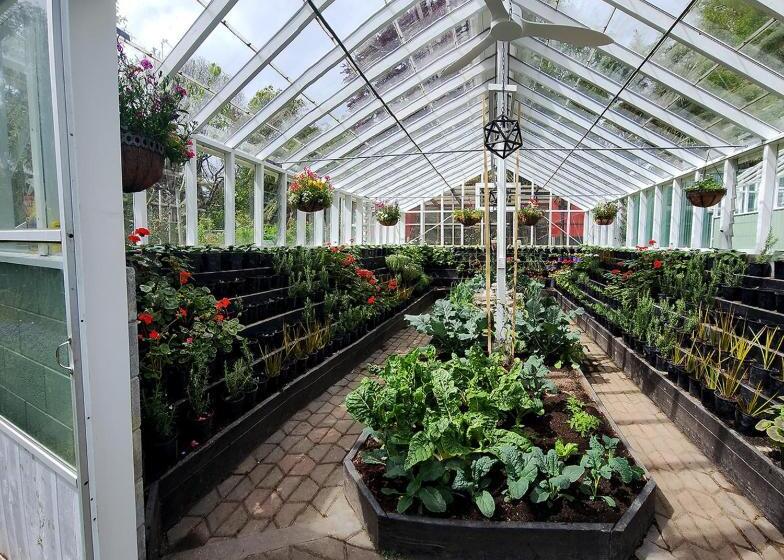 Brecon Pond Bed & Breakfast