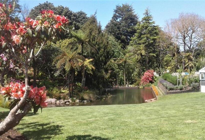 Brecon Pond Bed & Breakfast