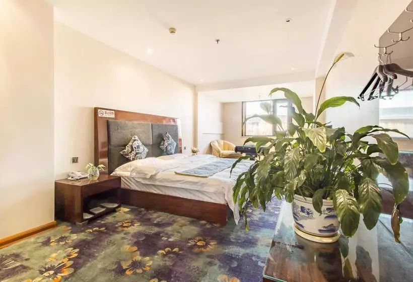 Hotelli Airport Linkong Wise