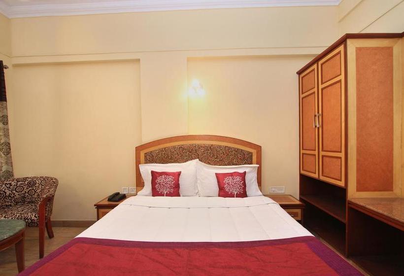 Fotos del hotel Oyo 4439 Aura Inn:  24