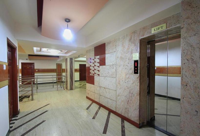 Fotos del hotel Oyo 4439 Aura Inn:  4