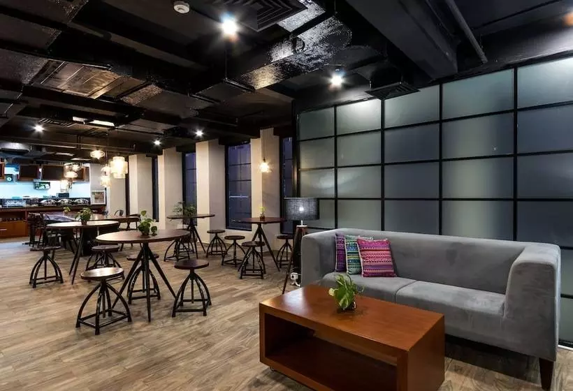 ホテル S Loft Manado