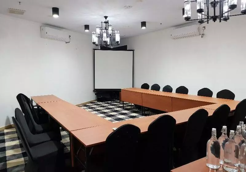 ホテル S Loft Manado