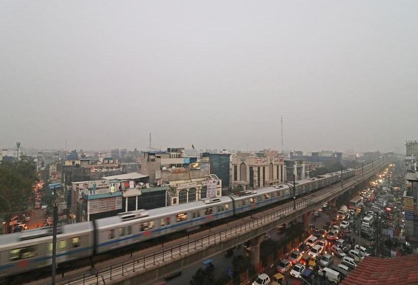 Oyo 10668 Hotel Viditva 3