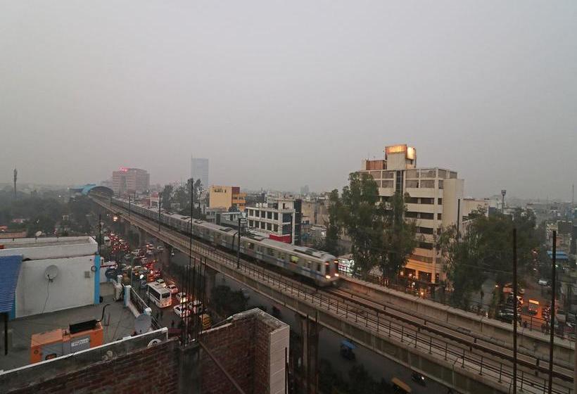 Oyo 10668 Hotel Viditva 3