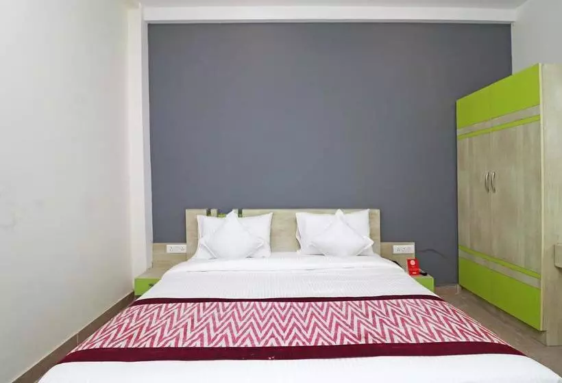 Oyo 10668 Hotel Viditva 3