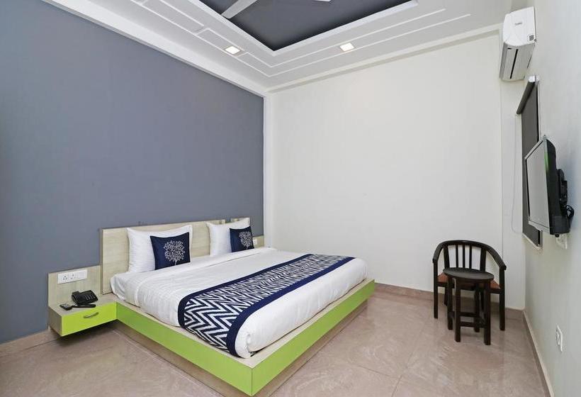 Oyo 10668 Hotel Viditva 3