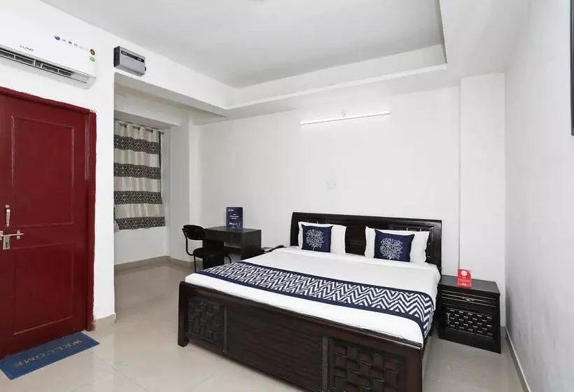 Oyo 9770 Hotel Urban Comfort