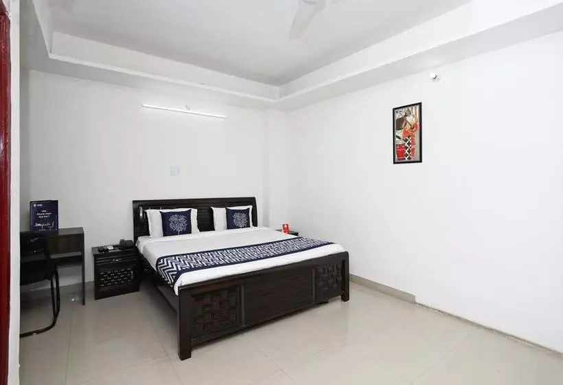 Oyo 9770 Hotel Urban Comfort