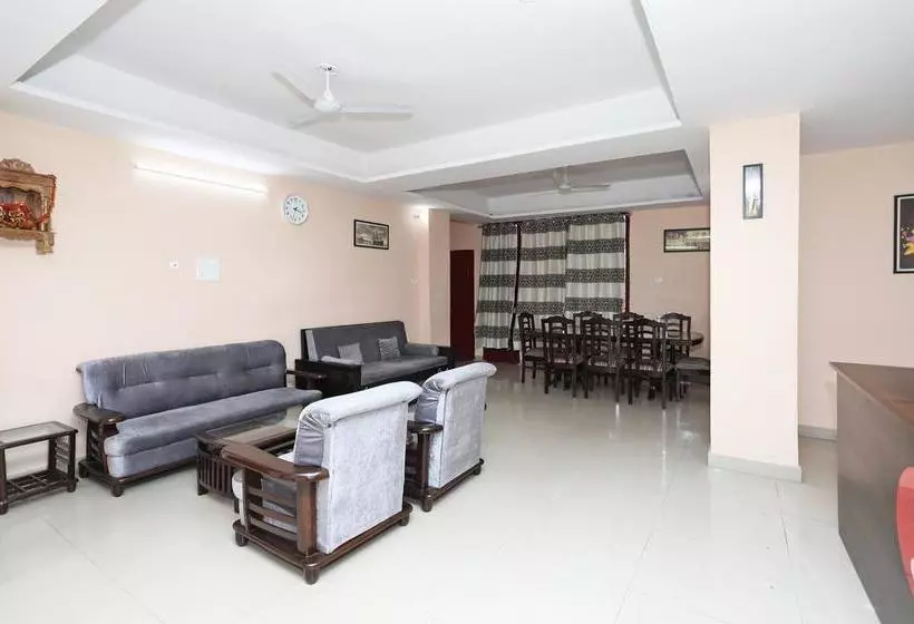 Oyo 9770 Hotel Urban Comfort