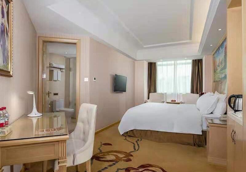 Vienna Hotel Huizhou Railway Station