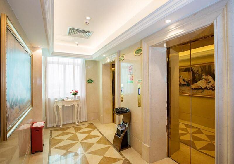 Vienna Hotel Huizhou Railway Station