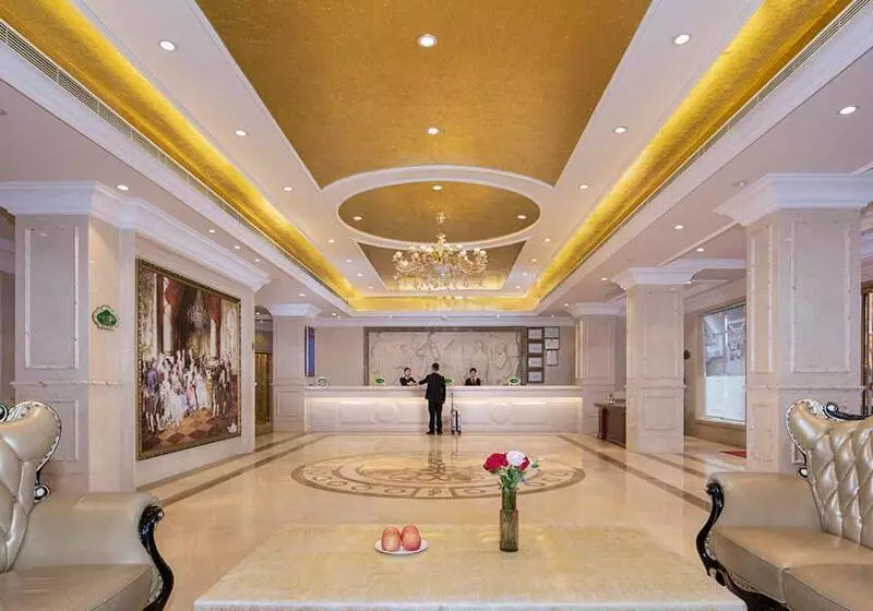 Vienna Hotel Huizhou Railway Station