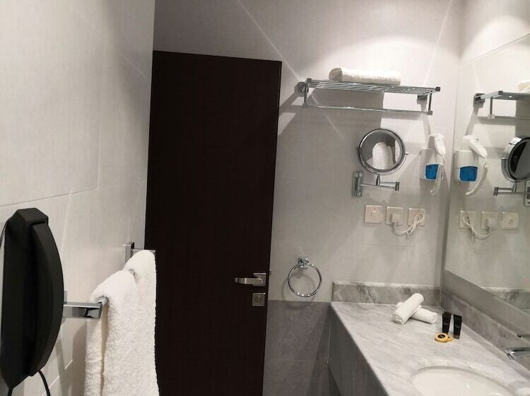 Hotel Holiday Villa Hail