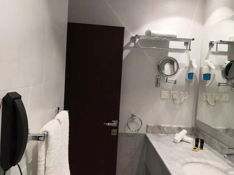 Hotelli Holiday Villa Hail