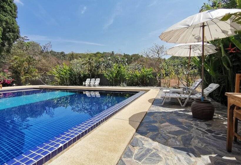 בית מלון כפרי Lanta Whiterock Resort