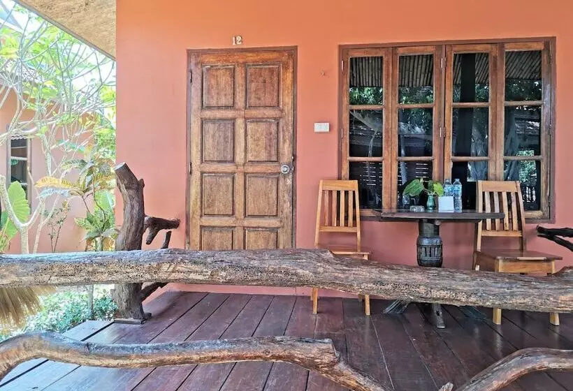 ホテル Lanta Whiterock Resort