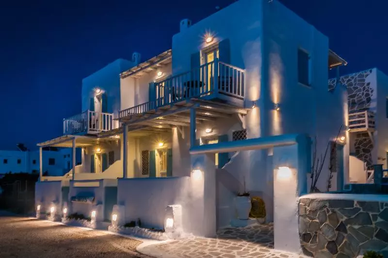 ホテル Niki-savvas