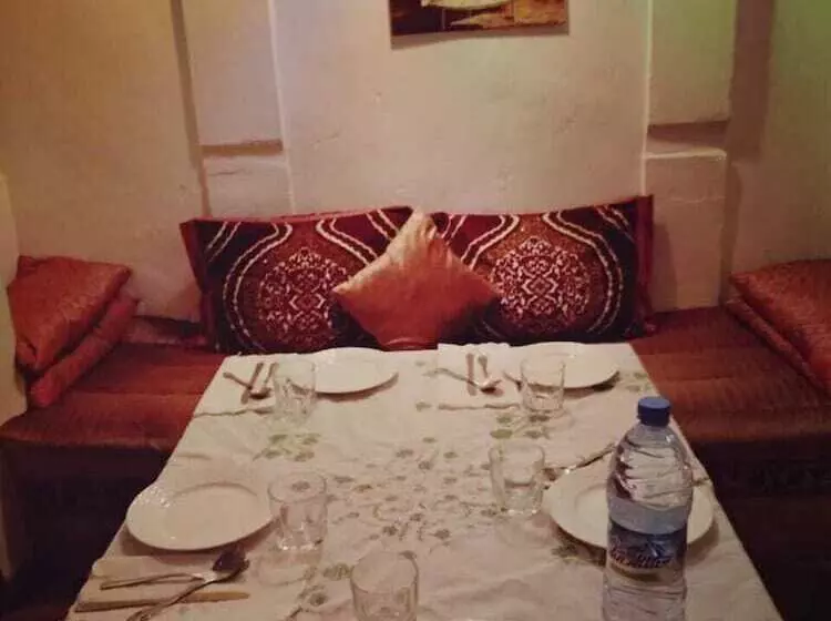 تختخواب و صبحانه Riad La Presidence
