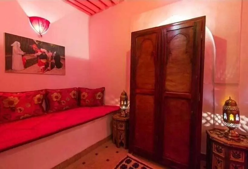 تختخواب و صبحانه Riad La Presidence