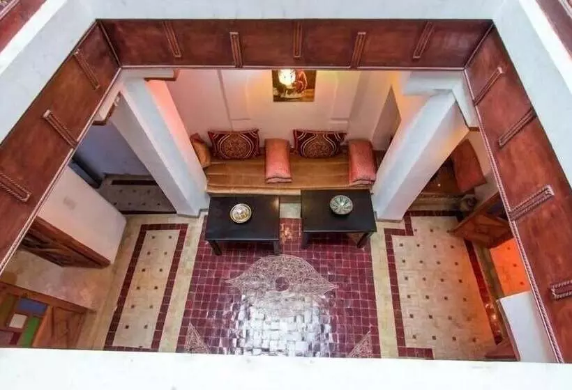 تختخواب و صبحانه Riad La Presidence