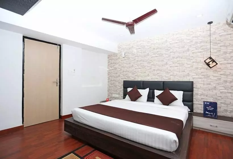 Fabhotel Sai Jagannath Residency