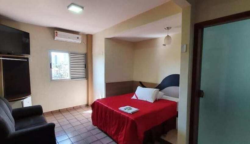 בית מלון כפרי Colorado Plaza