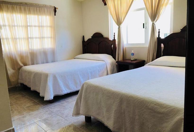 فندق Monarca Tlalpujahua