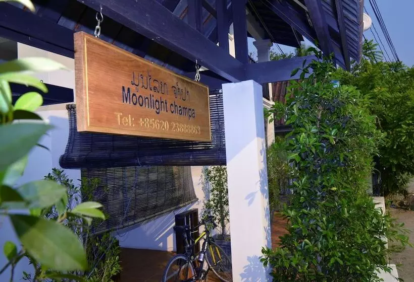 ホテル Moonlight Champa Riverview