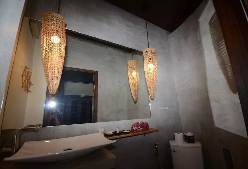 ホテル Moonlight Champa Riverview