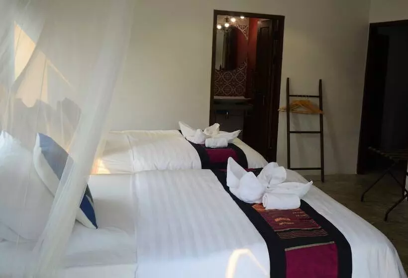 ホテル Moonlight Champa Riverview