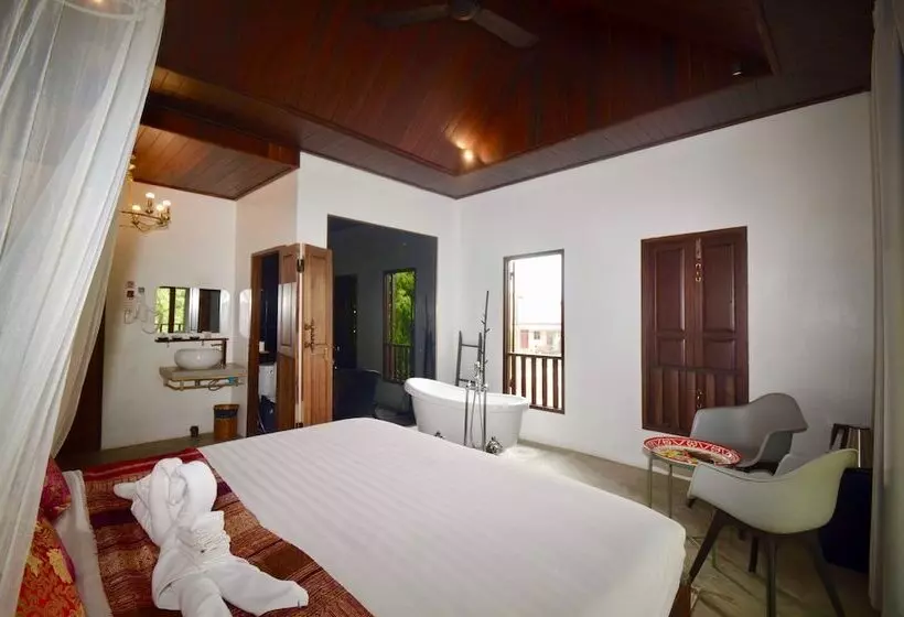 ホテル Moonlight Champa Riverview