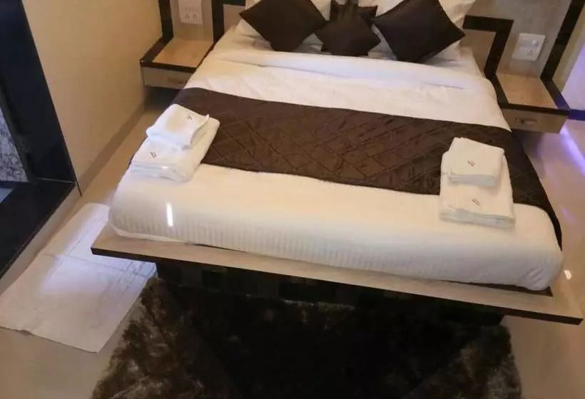ホテル Shivanya Palace Mahabaleshwar