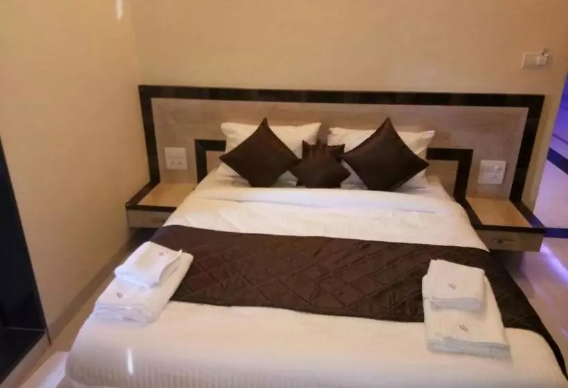 ホテル Shivanya Palace Mahabaleshwar