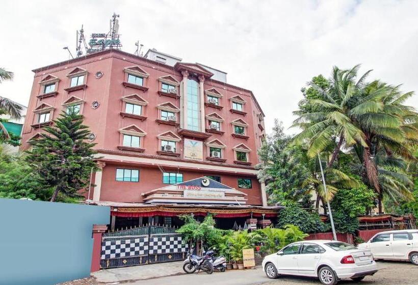 فندق Treebo Eagle Executive