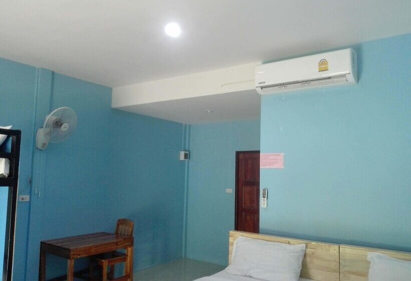Lanta Mother Hostel
